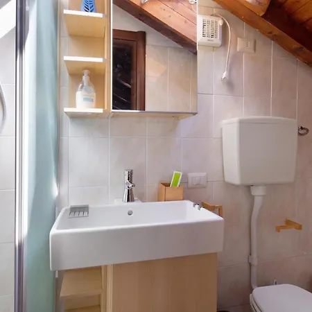 1 Apartment